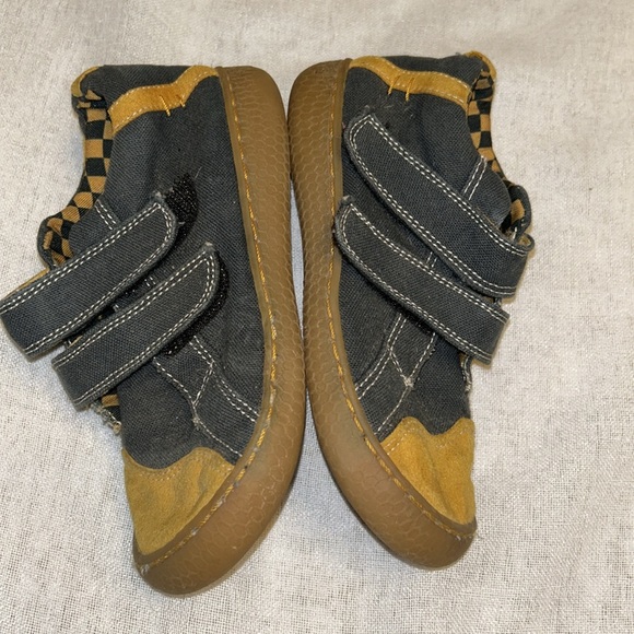 Livie & Luca toddler boys size 12 shoes - Picture 6 of 7